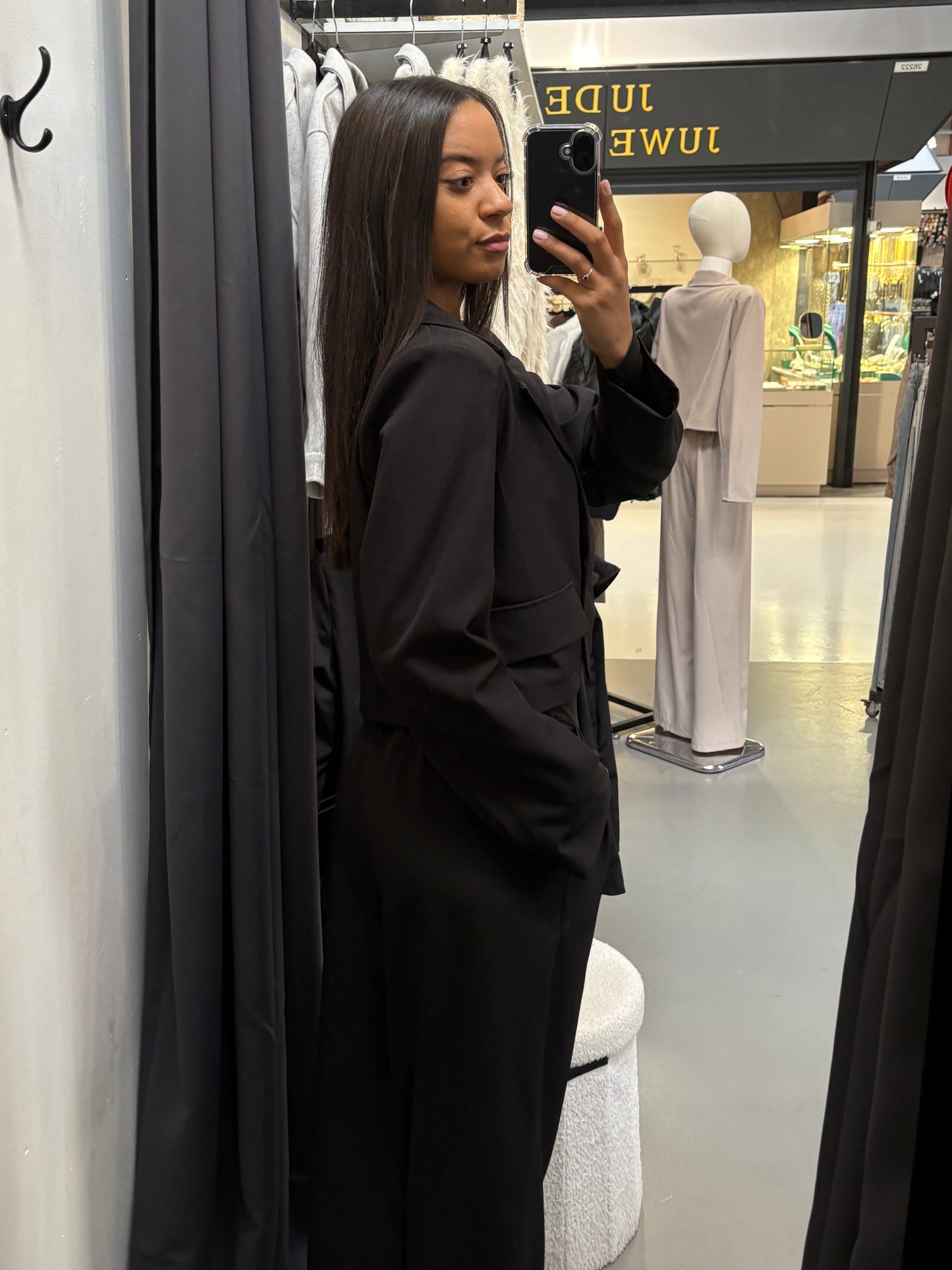 The Sophistique Suit