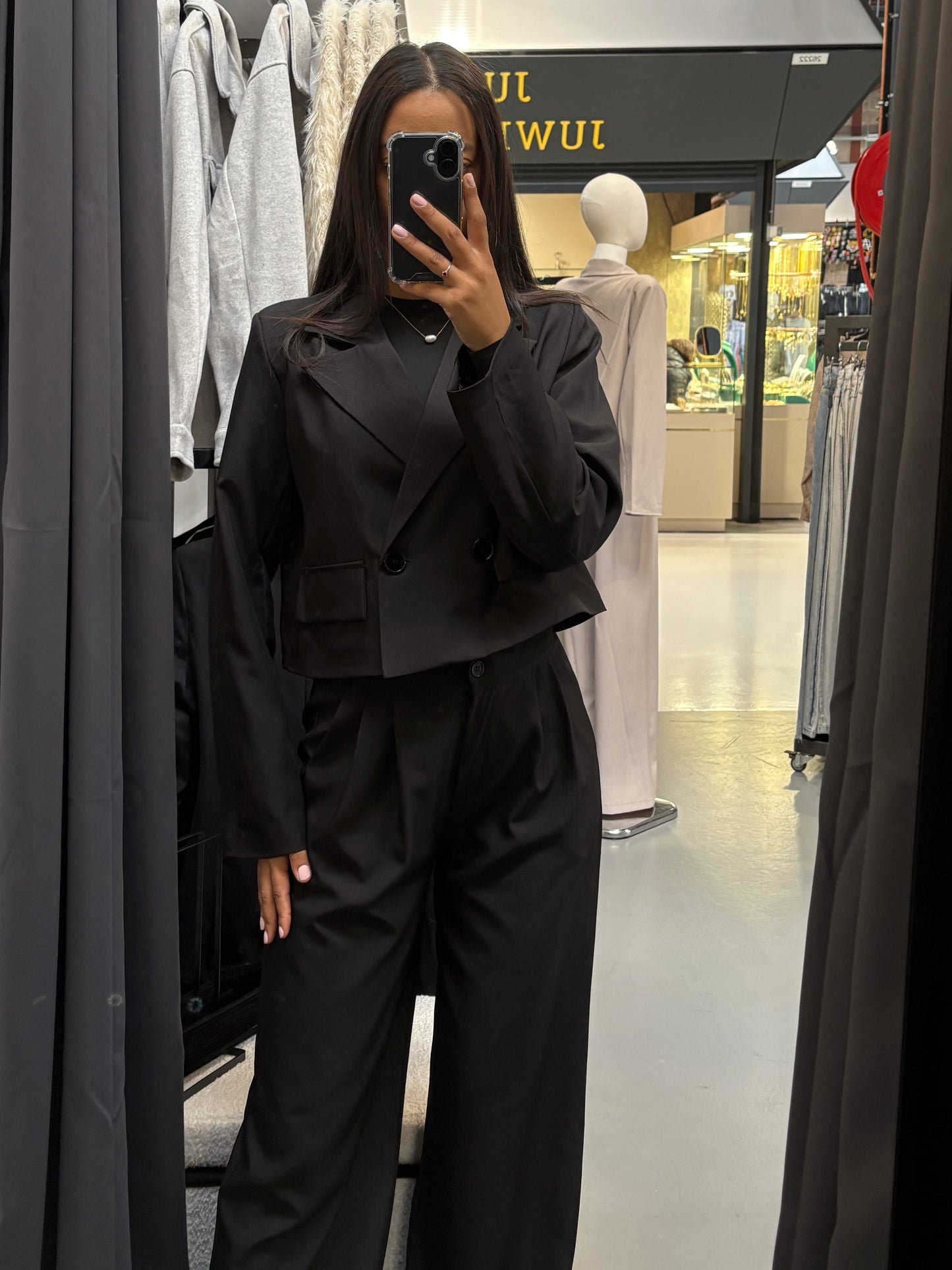 The Sophistique Suit