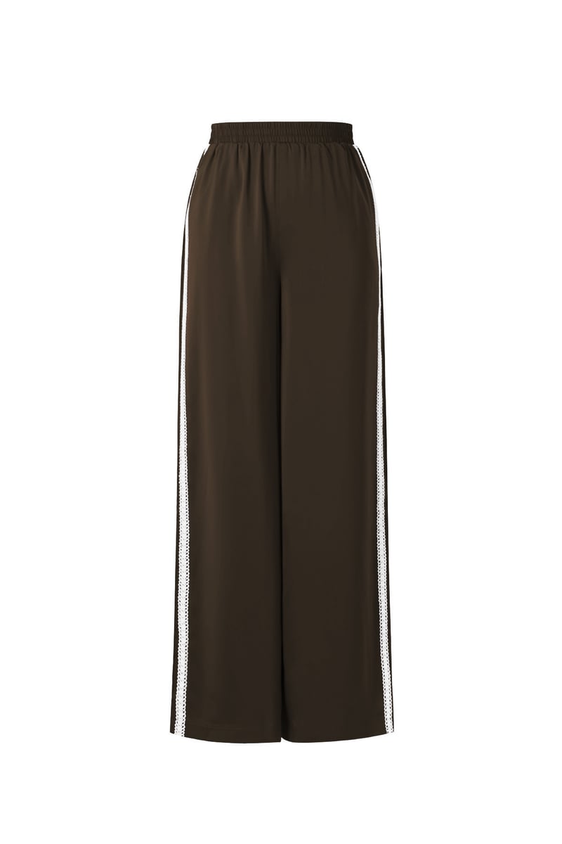 Sportieve broek met satijnen look