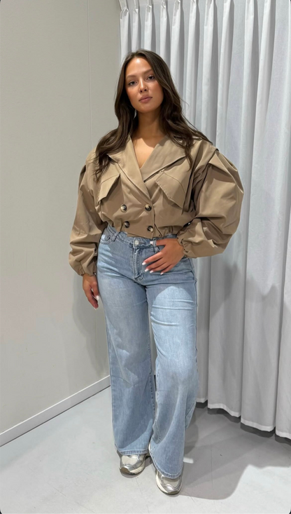 Aura jacket - cropped trench vibes