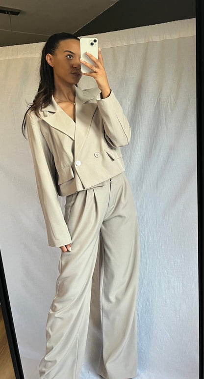 The Sophistique Suit