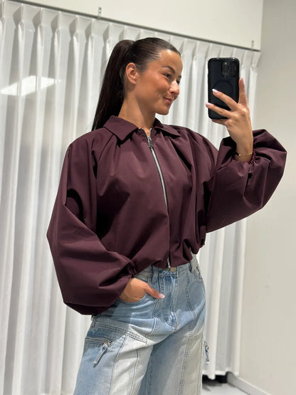 Volume jacket